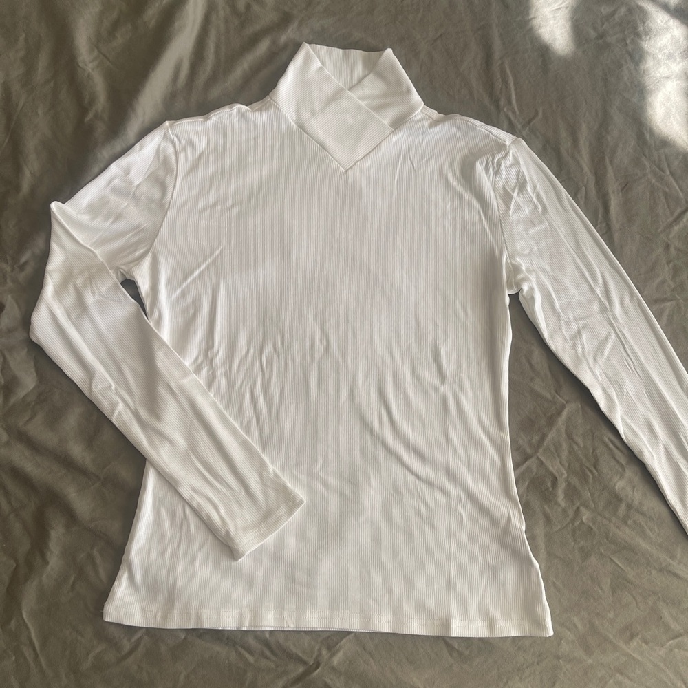 PrincessAce White long sleeve top